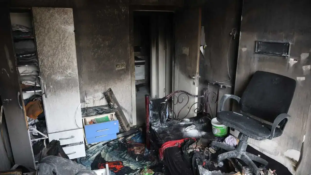 Hatay’da Aynı Aile İkinci Kez Yıkıldı: Depremden Sonra Yangın Vurdu! 3